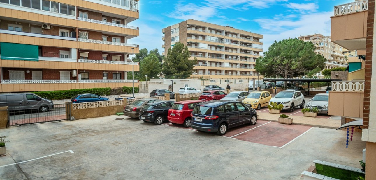 Herverkoop - Appartement / flat -
Torrevieja - Punta Prima