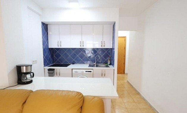 Venta - Apartamento / piso -
Torrevieja - La veleta