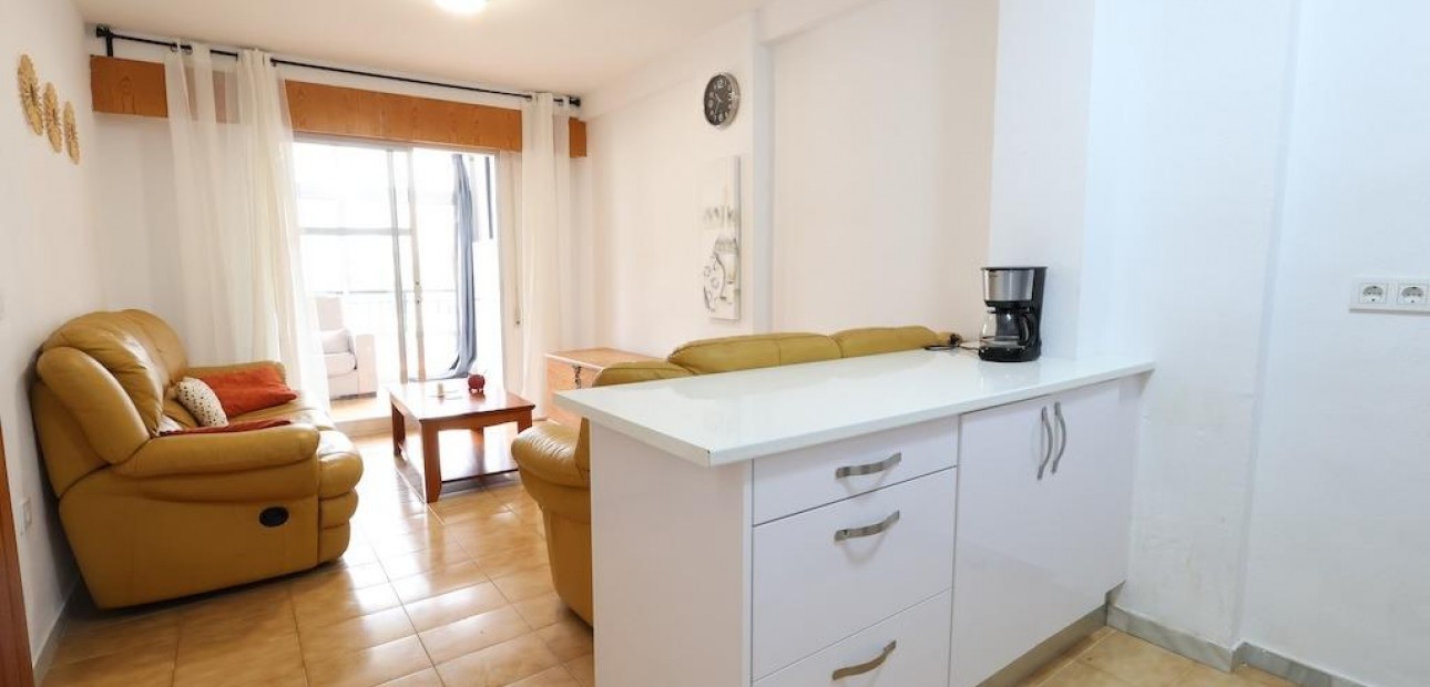 Venta - Apartamento / piso -
Torrevieja - La veleta