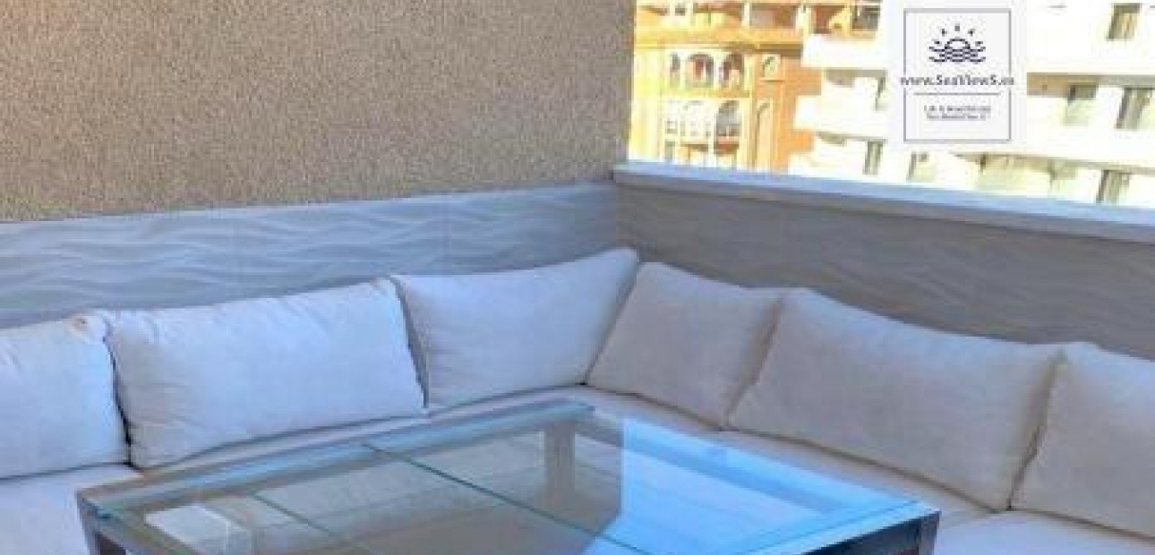 Herverkoop - Penthouse -
Torrevieja - Estacion de autobuses