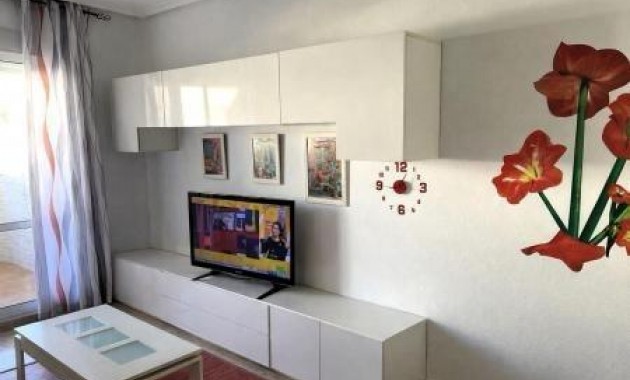 Herverkoop - Penthouse -
Torrevieja - Estacion de autobuses