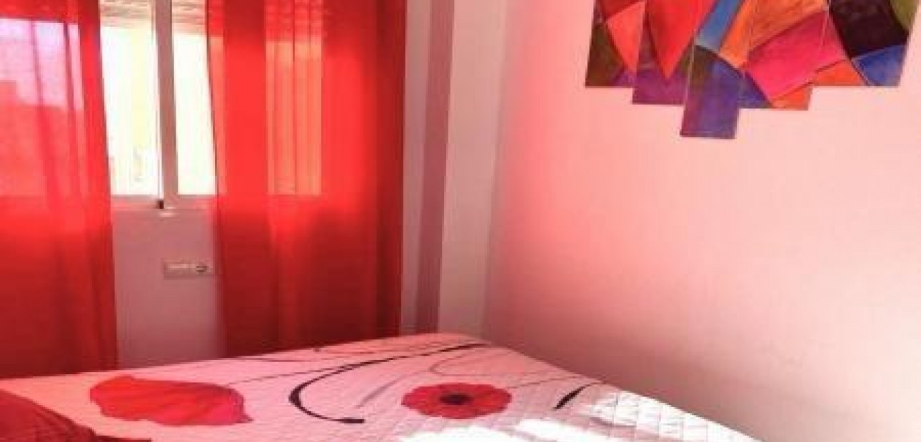 Herverkoop - Penthouse -
Torrevieja - Estacion de autobuses