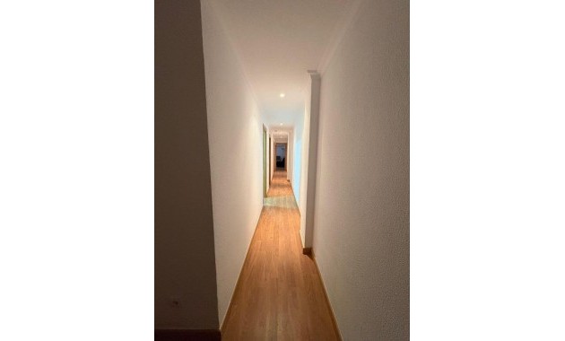 Herverkoop - Appartement / flat -
Torrevieja - Acequion