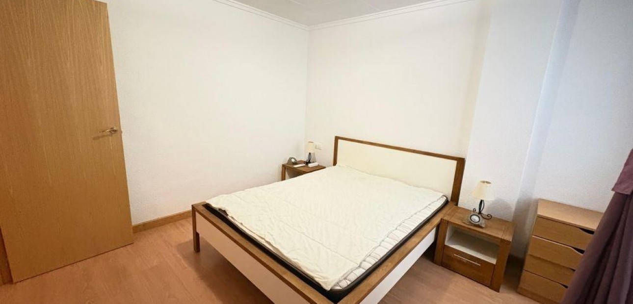 Herverkoop - Appartement / flat -
Torrevieja - Acequion