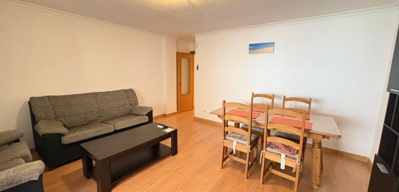 Herverkoop - Appartement / flat -
Torrevieja - Acequion