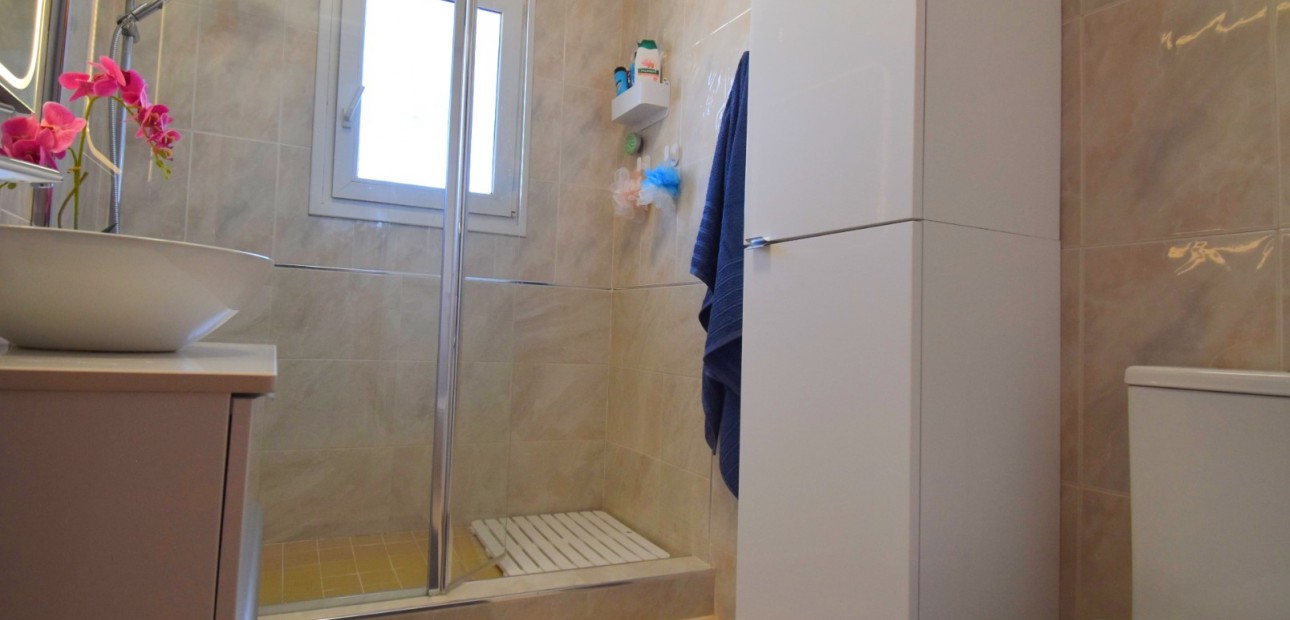 Herverkoop - Quad Villa -
Orihuela Costa - Playa Flamenca