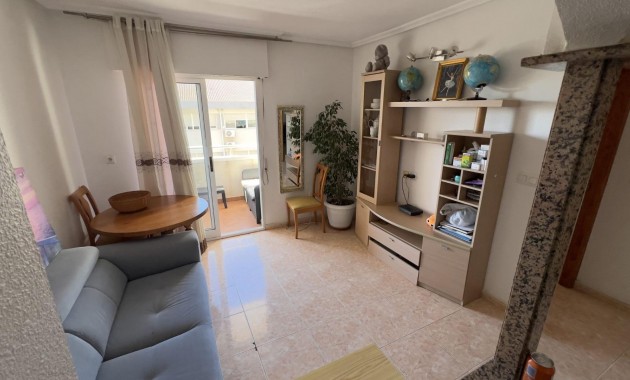 Herverkoop - Appartement / flat -
Torrevieja - torrevieja