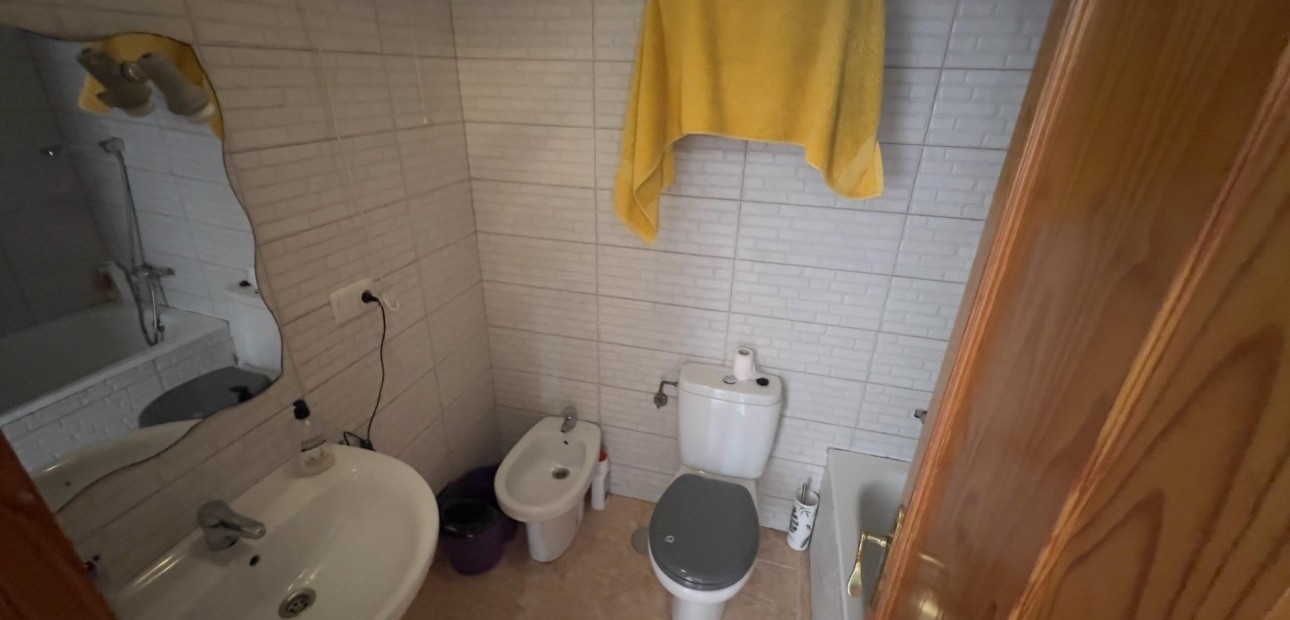 Herverkoop - Appartement / flat -
Torrevieja - torrevieja