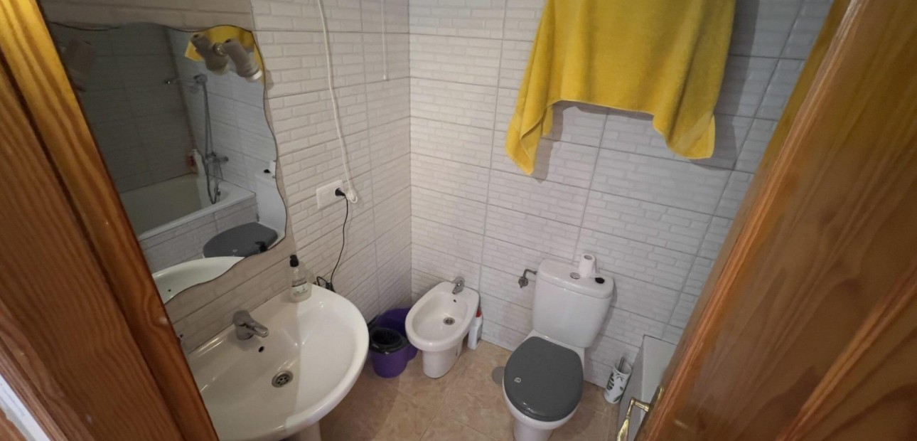 Herverkoop - Appartement / flat -
Torrevieja - torrevieja