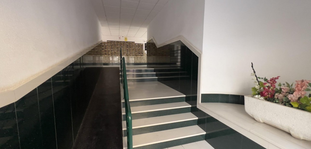 Herverkoop - Appartement / flat -
Torrevieja - torrevieja