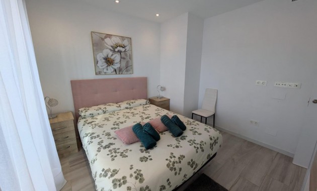 Herverkoop - Villa -
Orihuela Costa - Montezenia