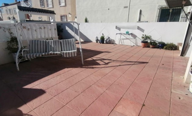 Herverkoop - Villa -
San Miguel de Salinas - Centro