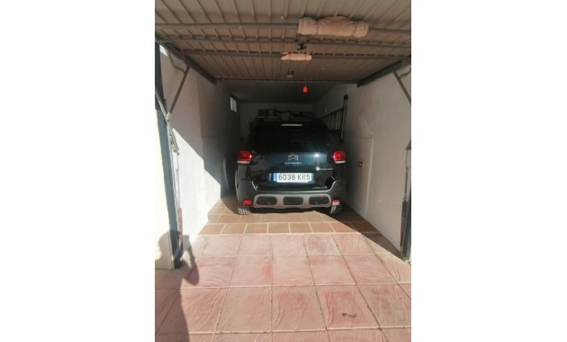 Herverkoop - Villa -
San Miguel de Salinas - Centro