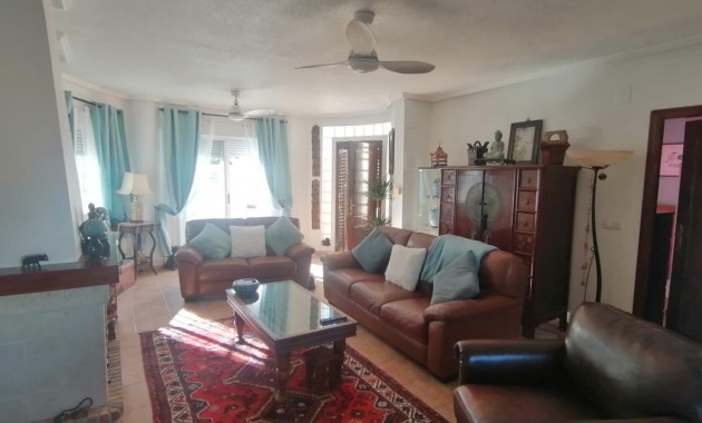 Herverkoop - Villa -
San Miguel de Salinas - Centro