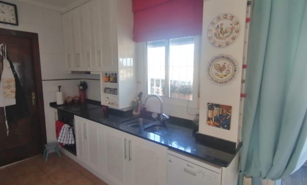 Herverkoop - Villa -
San Miguel de Salinas - Centro