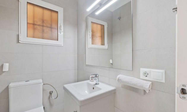 Herverkoop - Terraced house -
Orihuela Costa - Punta Prima