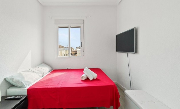 Herverkoop - Terraced house -
Orihuela Costa - Punta Prima