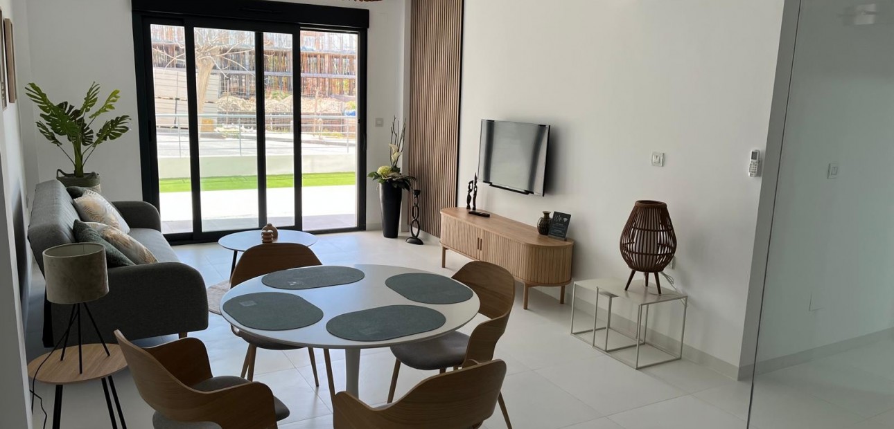 Herverkoop - Appartement / flat -
San Miguel de Salinas - San Miguel - Town