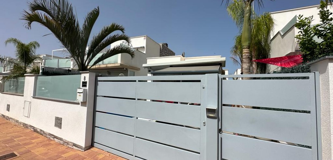 Herverkoop - Villa -
San Pedro del Pinatar - Lo Pagan