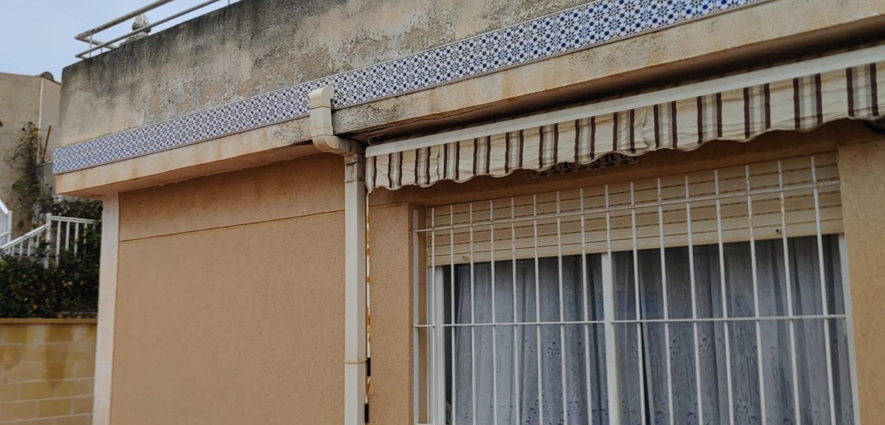 Herverkoop - duplex -
Torrevieja - Carrefour