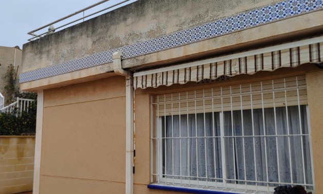 Herverkoop - duplex -
Torrevieja - Carrefour