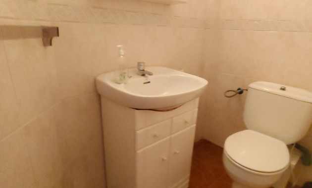 Herverkoop - duplex -
Torrevieja - Carrefour