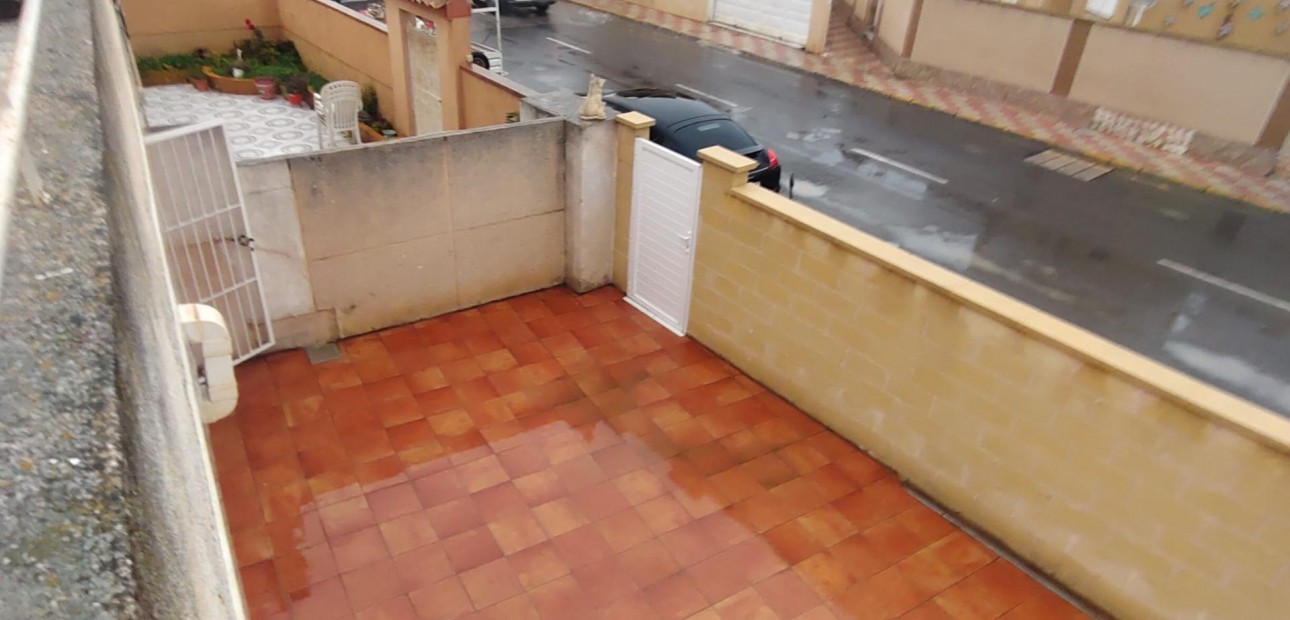 Herverkoop - duplex -
Torrevieja - Carrefour