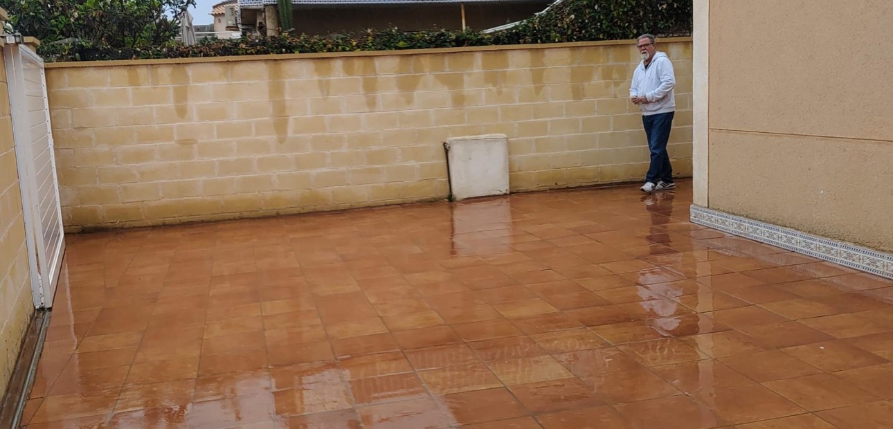 Herverkoop - duplex -
Torrevieja - Carrefour