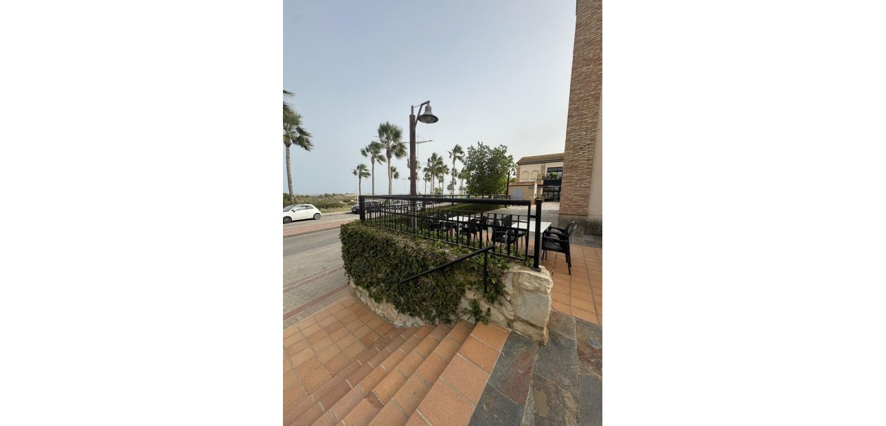 Herverkoop - Commercial Unit -
Algorfa - Comunidad valenciana