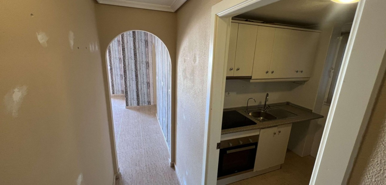 Herverkoop - Appartement / flat -
Torrevieja - torrevieja