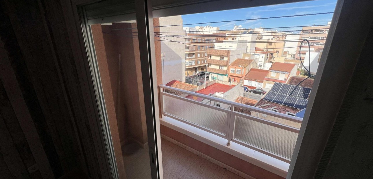 Herverkoop - Appartement / flat -
Torrevieja - torrevieja