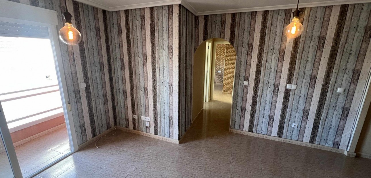 Herverkoop - Appartement / flat -
Torrevieja - torrevieja