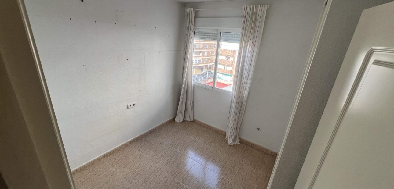 Herverkoop - Appartement / flat -
Torrevieja - torrevieja