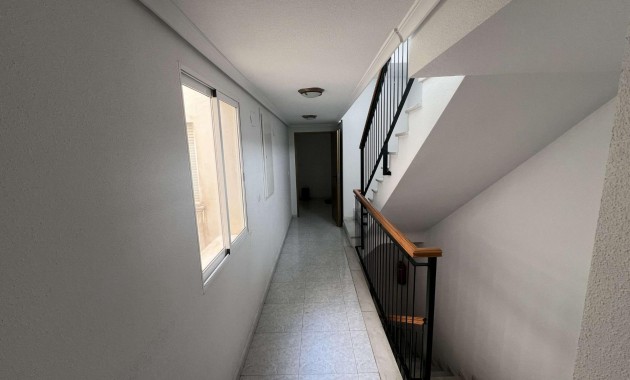 Herverkoop - Appartement / flat -
Torrevieja - torrevieja