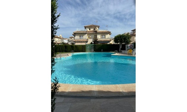 Herverkoop - duplex -
Orihuela Costa - La Ciñuelica