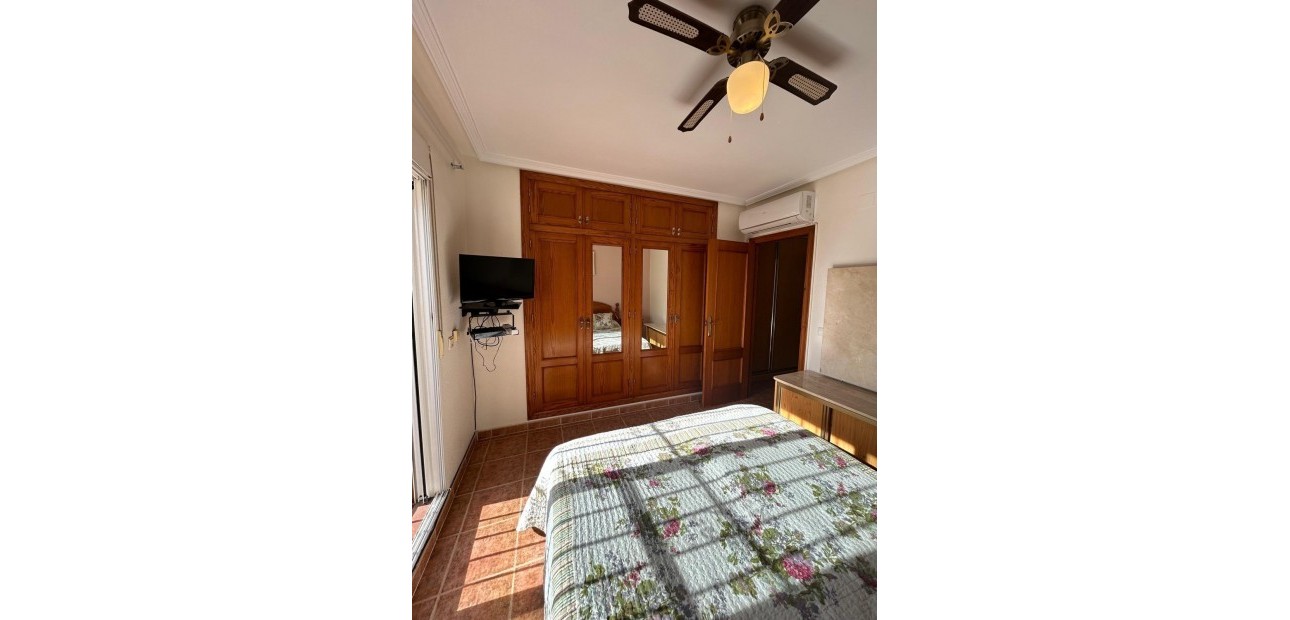 Herverkoop - duplex -
Orihuela Costa - La Ciñuelica