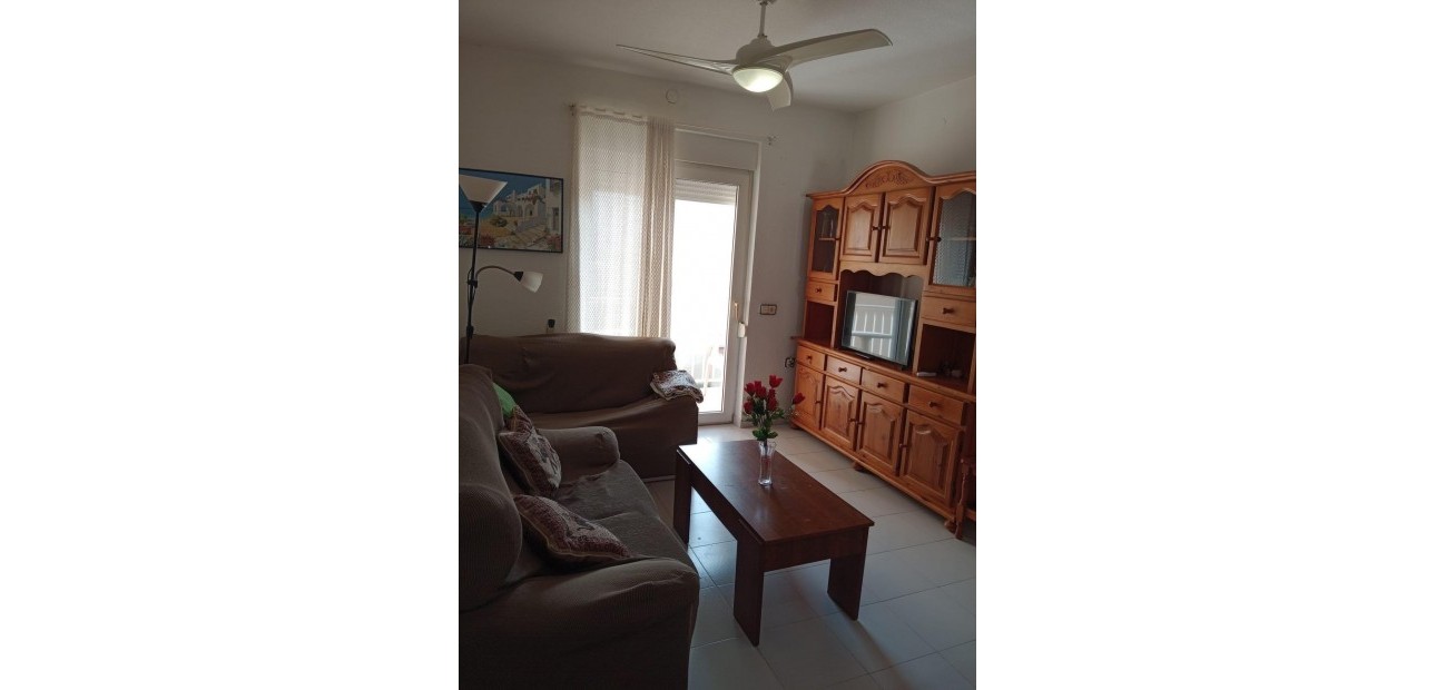 Herverkoop - Appartement / flat -
Torrevieja - Estacion de autobuses
