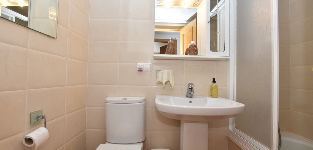 Herverkoop - Appartement / flat -
Algorfa - Algorfa - Village