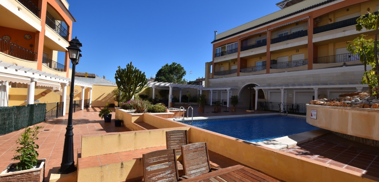 Herverkoop - Appartement / flat -
Algorfa - Algorfa - Village