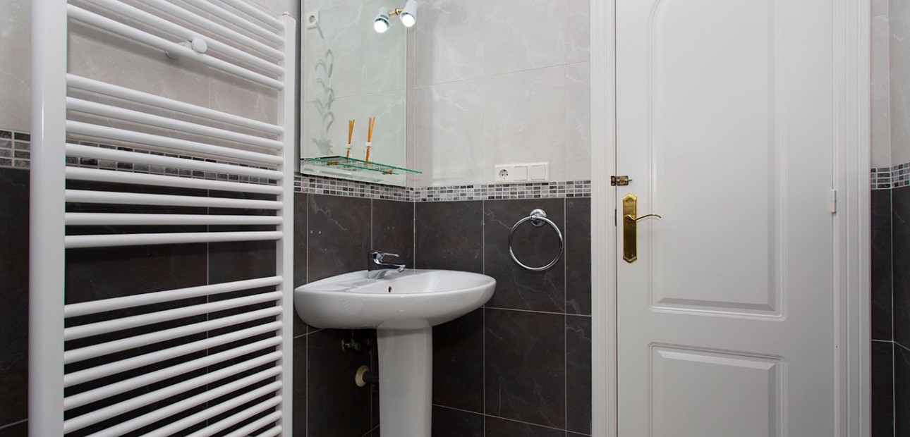 Herverkoop - Detached Villa -
Benimar - Rojales Hills