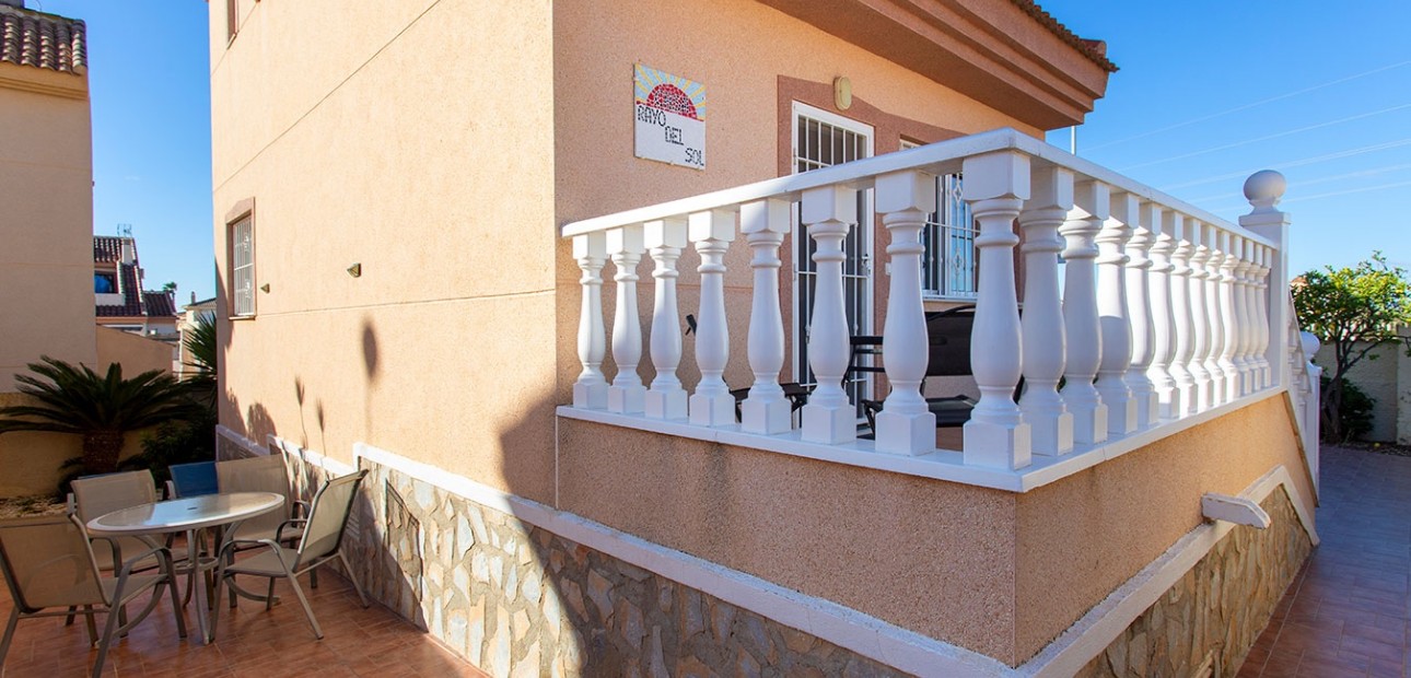 Herverkoop - Detached Villa -
Benimar - Rojales Hills