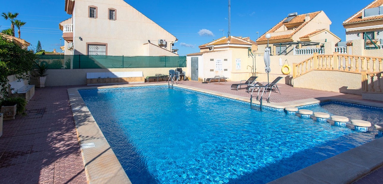 Herverkoop - Detached Villa -
Benimar - Rojales Hills