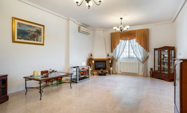 Herverkoop - Detached Villa -
Bigastro - Villas Andrea