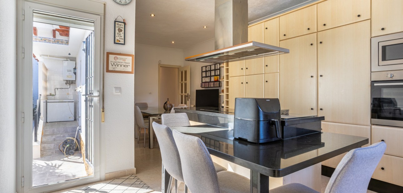 Herverkoop - Detached Villa -
Bigastro - Villas Andrea