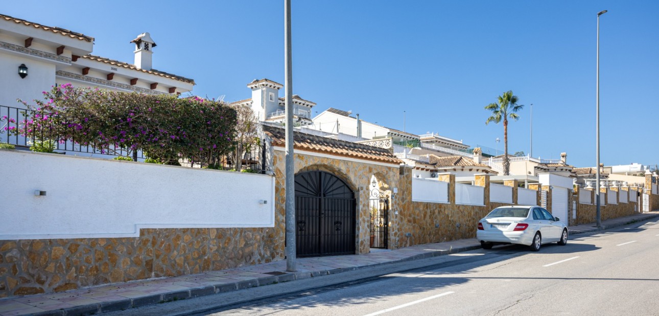 Herverkoop - Detached Villa -
Bigastro - Villas Andrea