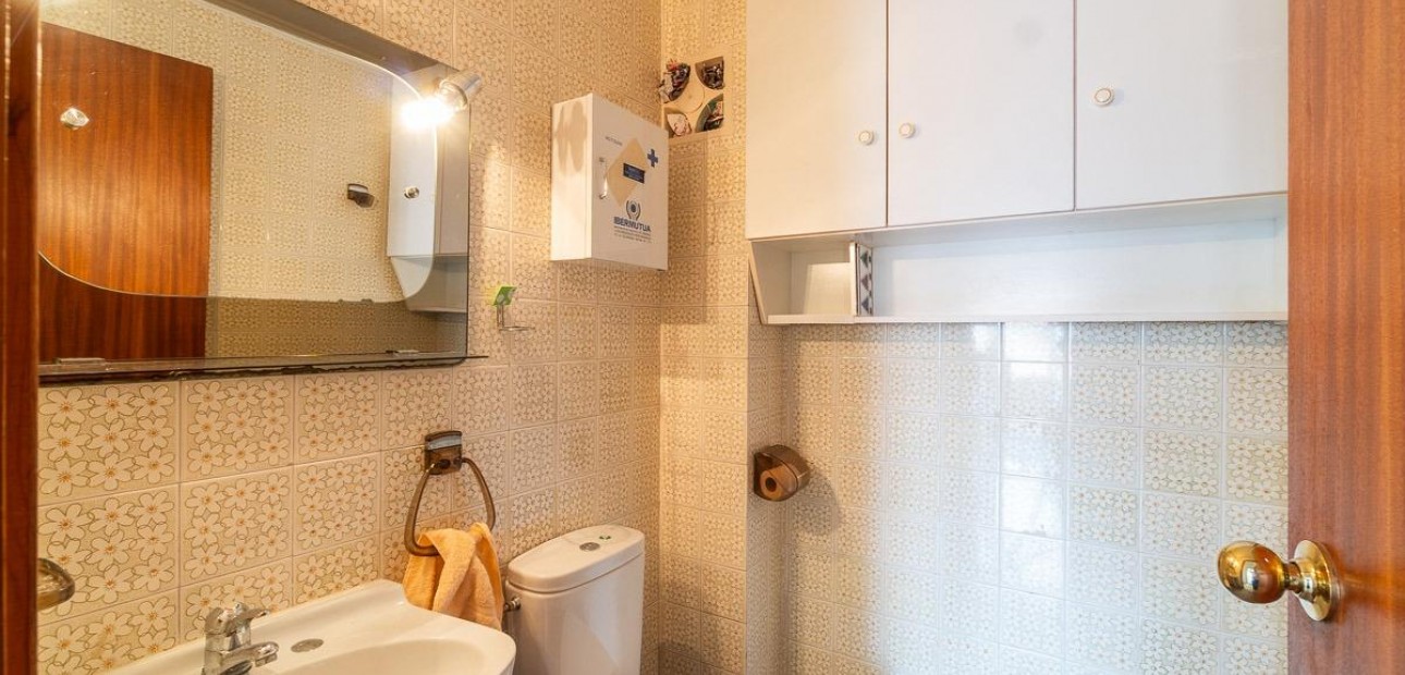 Herverkoop - Penthouse -
Torrevieja - Playa de los Naufragos