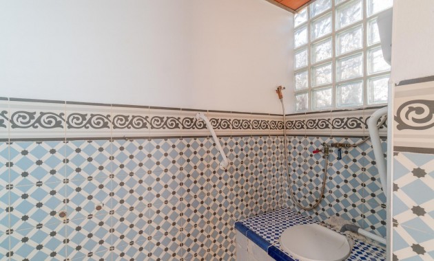 Herverkoop - Villa -
Torrevieja - Los altos