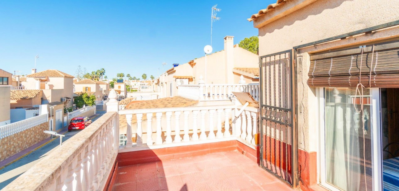 Herverkoop - Terraced house -
Torrevieja - Los Balcones - Los Altos del Edén