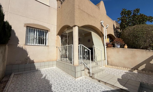 Herverkoop - Bungalow -
Torrevieja - Parque las naciones