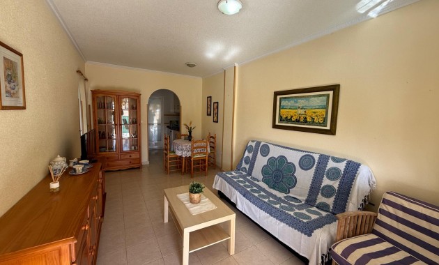 Herverkoop - Bungalow -
Torrevieja - Parque las naciones